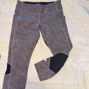Stylish Black and Gray Leggings